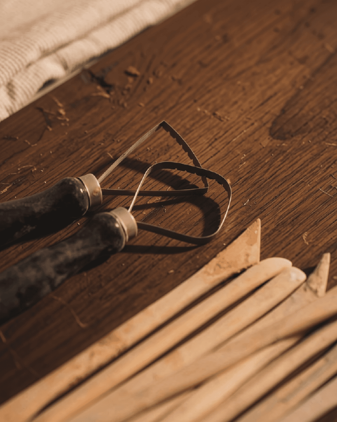 Outils de sculpture sur porcelaine