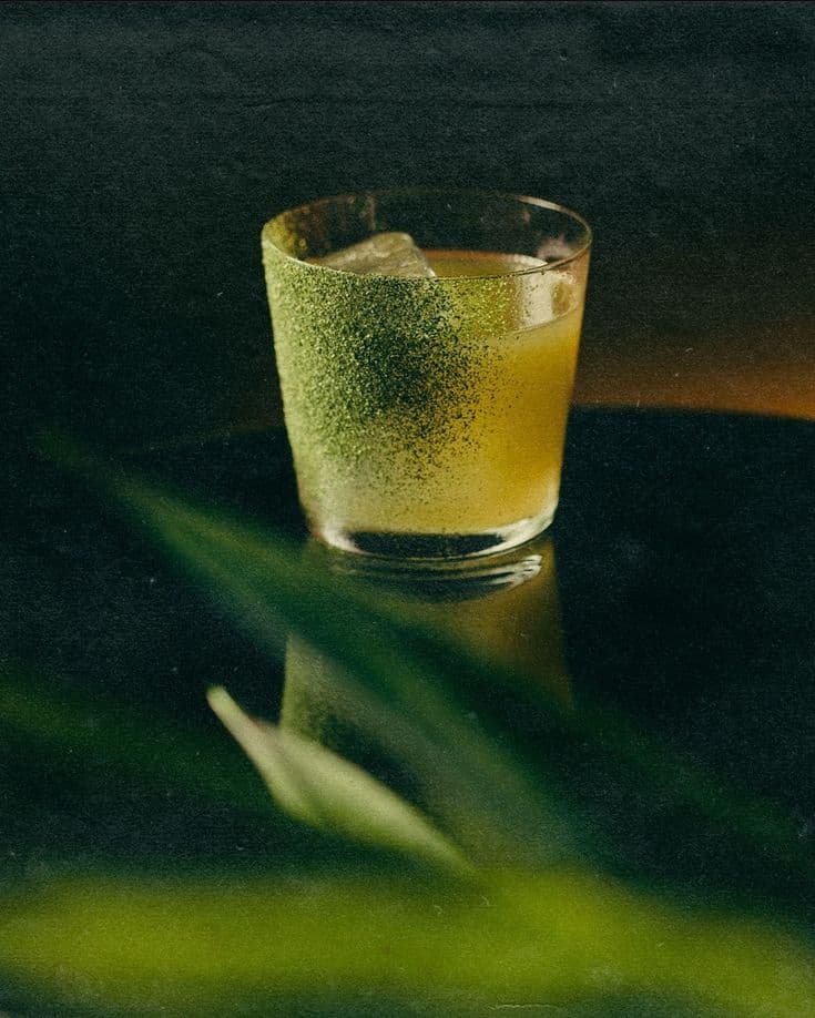 Basil Smash, green as a signature