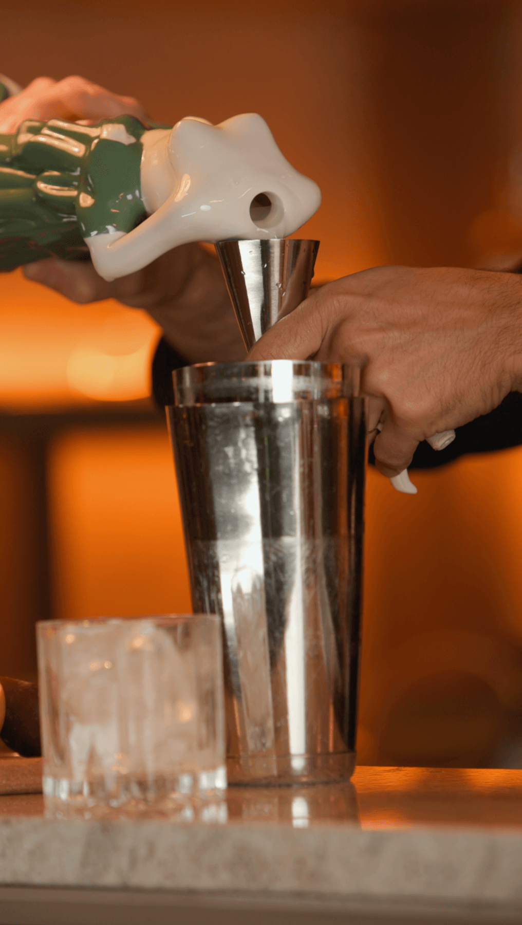 A Dyane Paris bar atmosphere